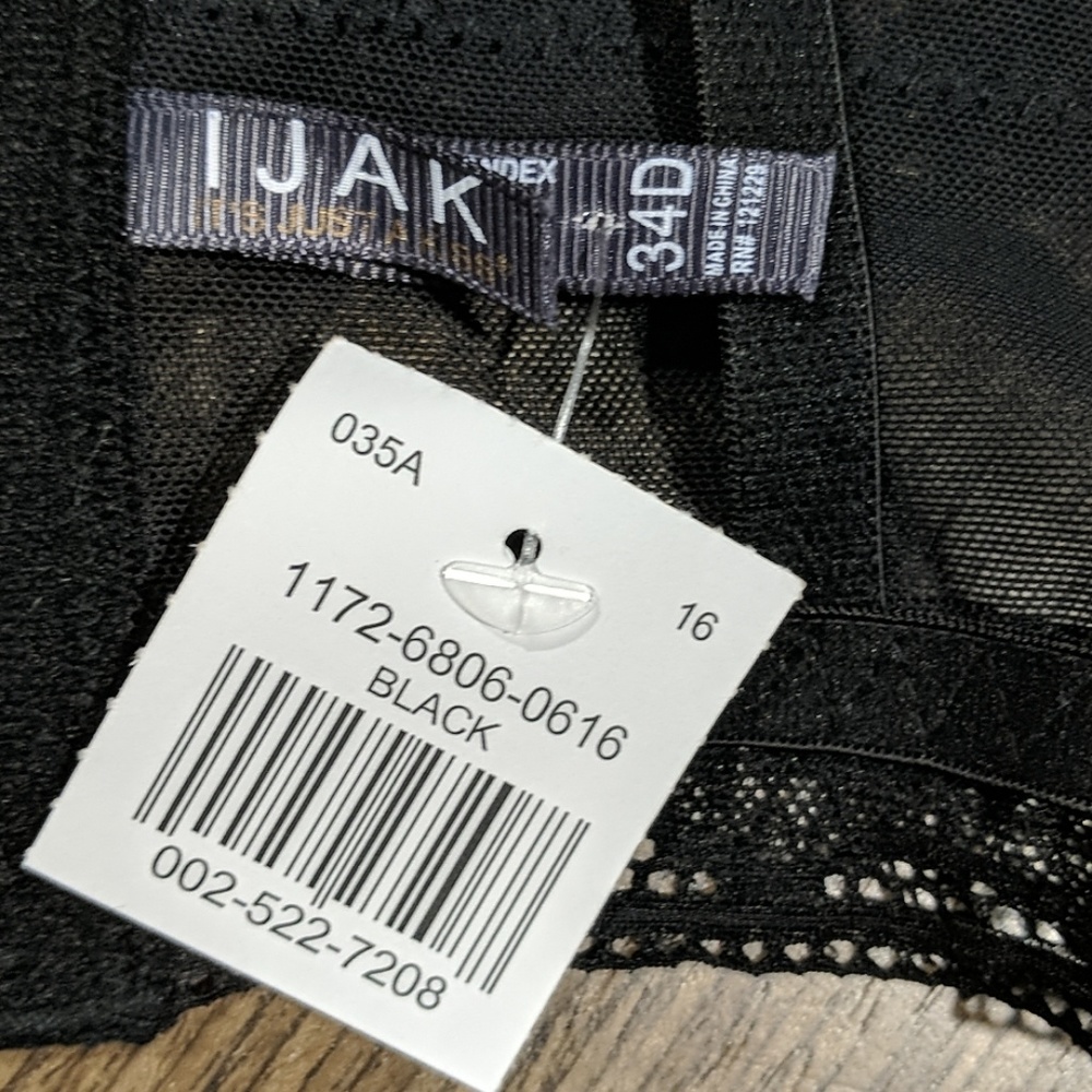 NWT Underwire Lace Bra - Picture 4 of 5